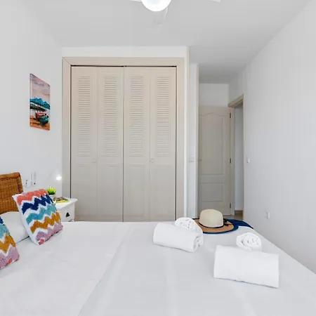 Manzanera 5 - Plusholidays Apartmán *